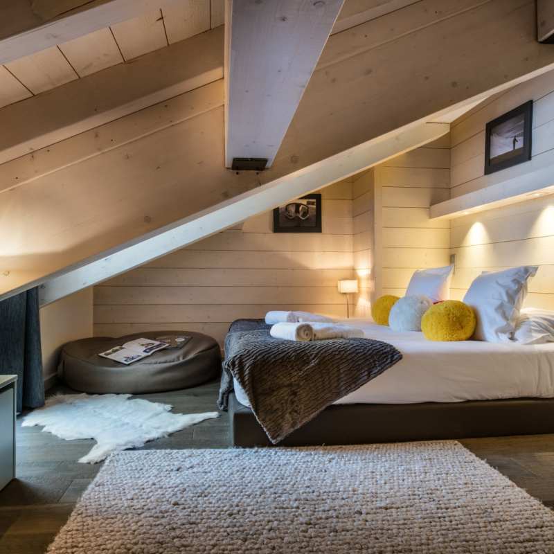 Whistler Lodge - Double Bedroom 