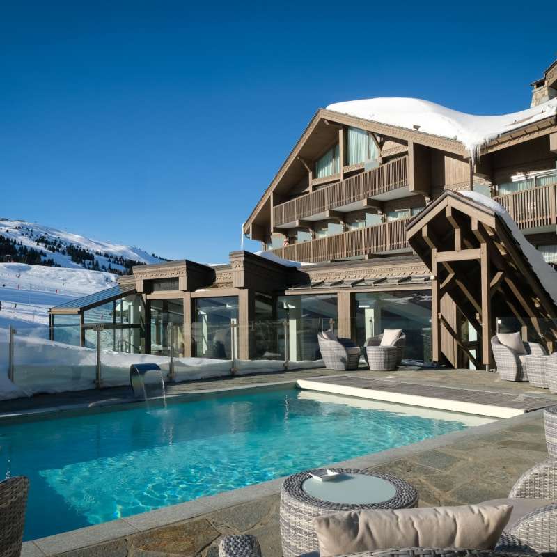Outdoor Swimming Pool 