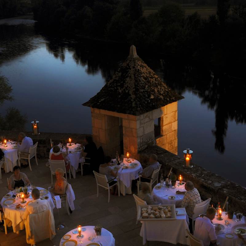 Terrace - Chateau de la Treyne