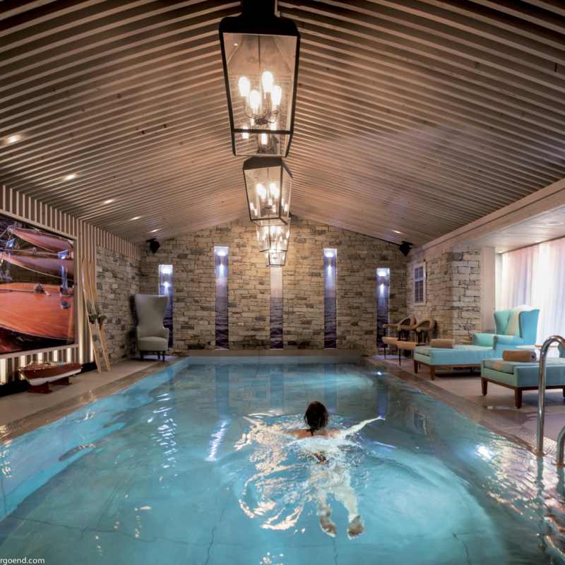 Swimming pool - Grandes Alpes Private Hotel