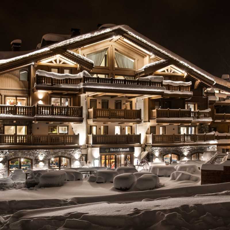 Manali Lodge - Exterior 
