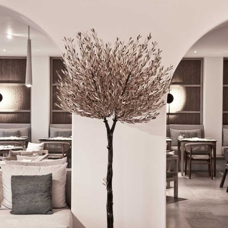 Elements Resurant Bar  