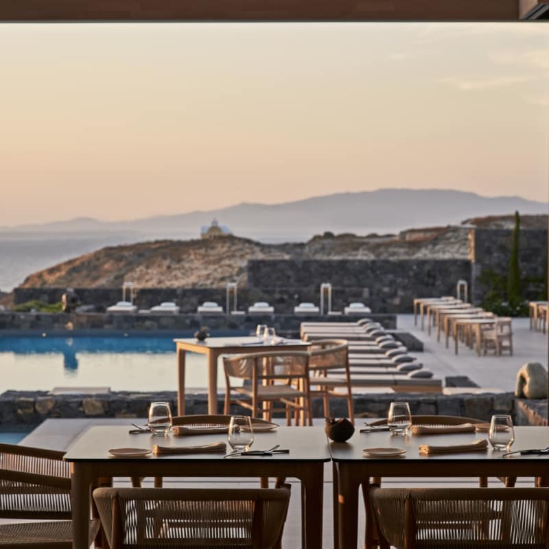 Elements Restaurant Bar  