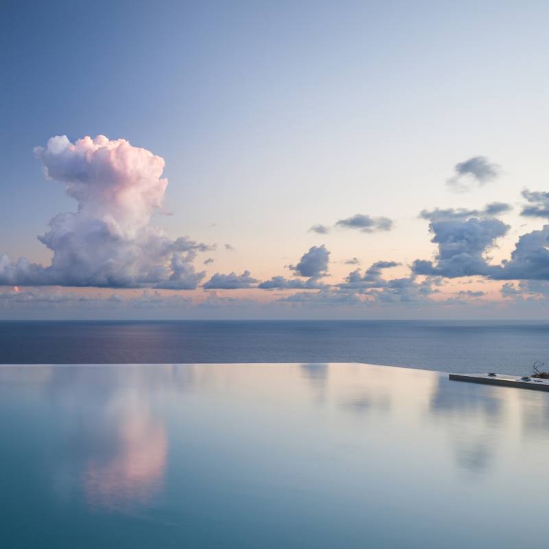 Infinity pool - Tainaron Blue