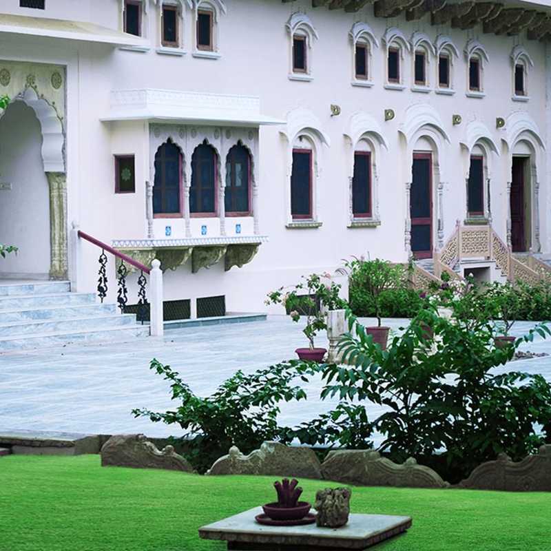 Courtyard - Dera Mandawa