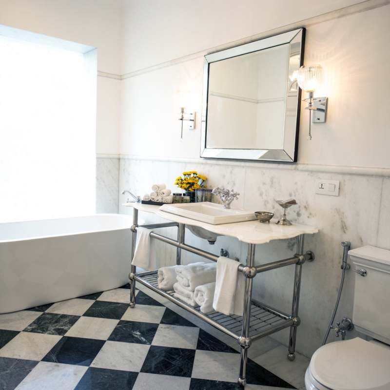 Bathroom - The Glenburn Penthouse