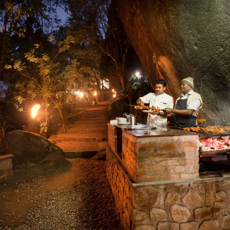 Alfresco Dining  