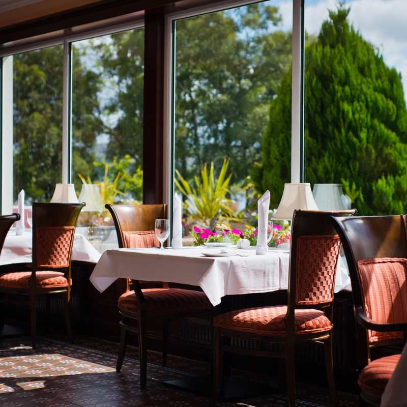 Lakeside restaurant 