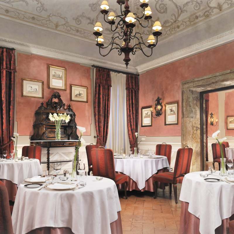 Sapordivino Restaurant - Grand Hotel Continental Siena