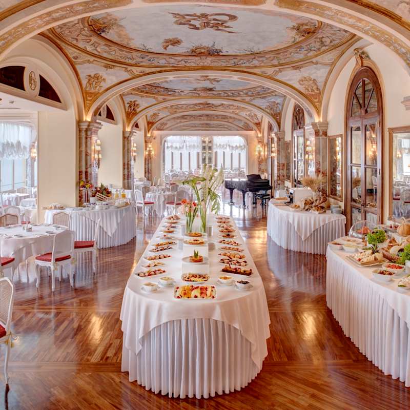Vittoria Breakfast Room  