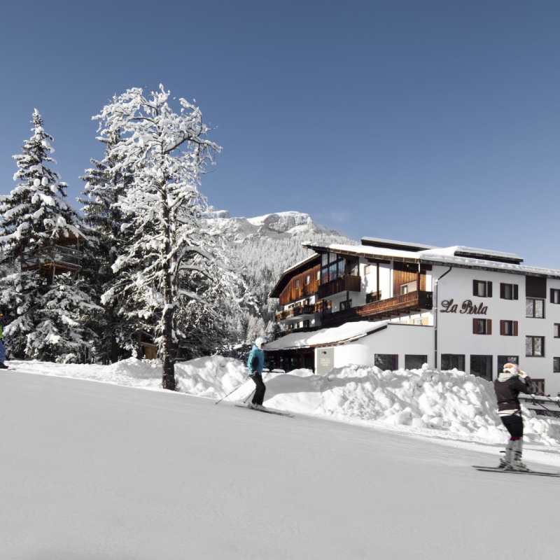 Exterior - Hotel La Perla