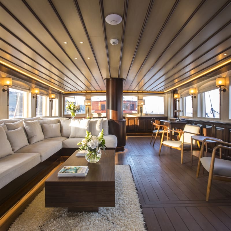 Living area - Satori Yacht