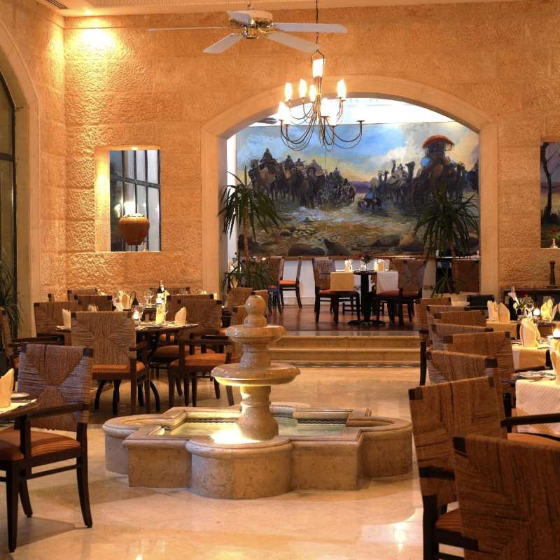 Hotel Restaurant - Movenpick Resort and Spa Dead Sea