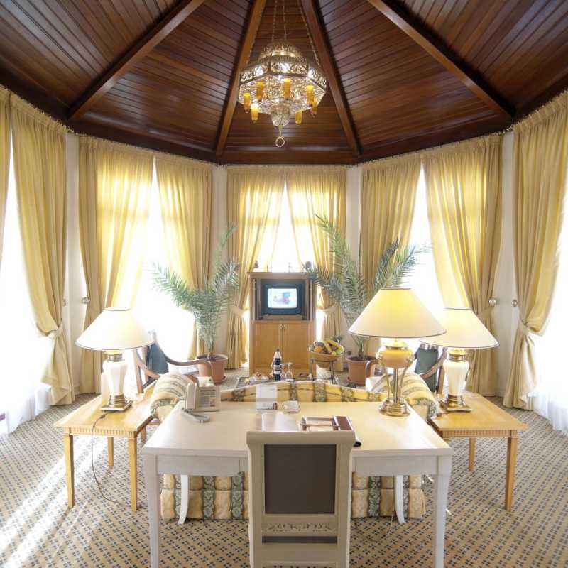 Living Room - Movenpick Resort Petra