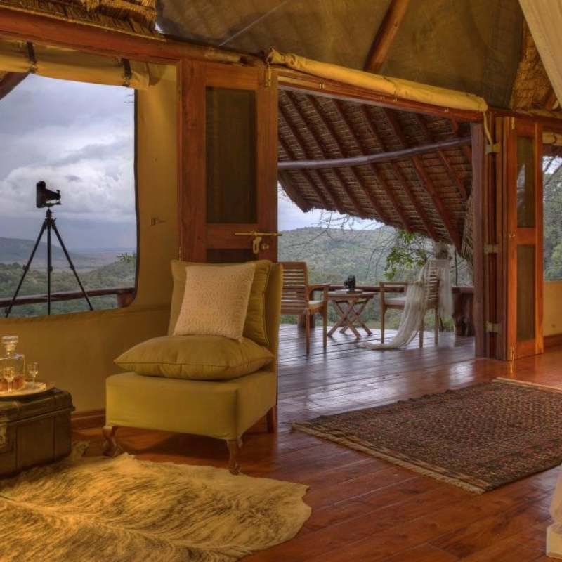 The Photographer's Studio - Saruni Mara