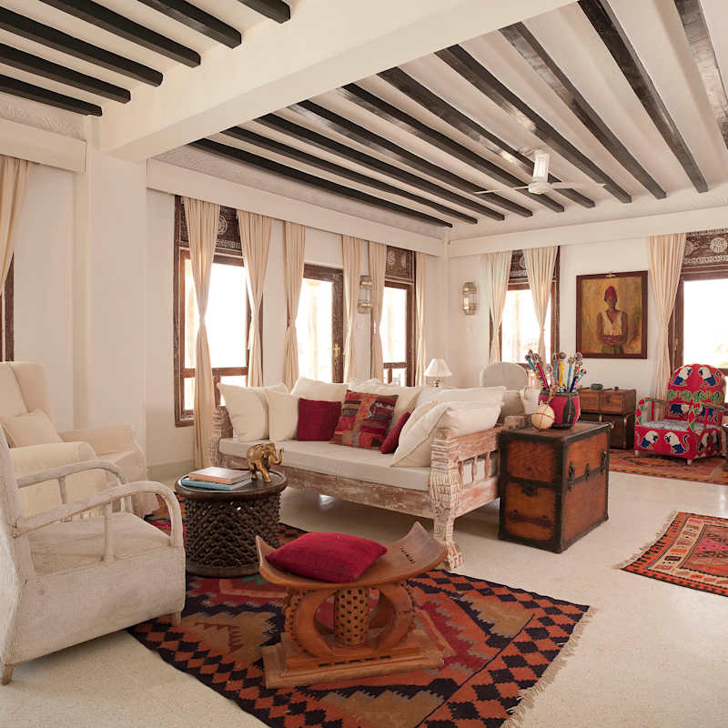 Lounge - The Majlis Hotel
