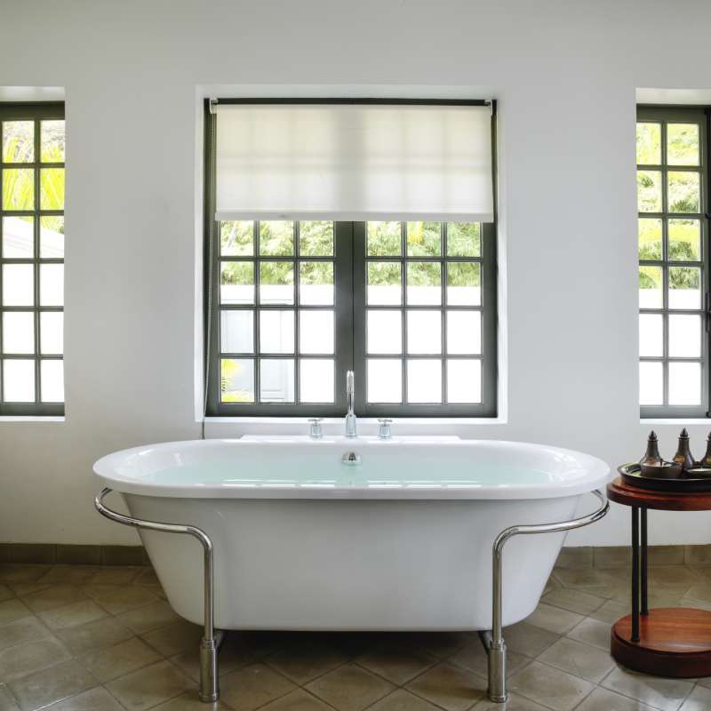 Khan Suite Bath - Amantaka