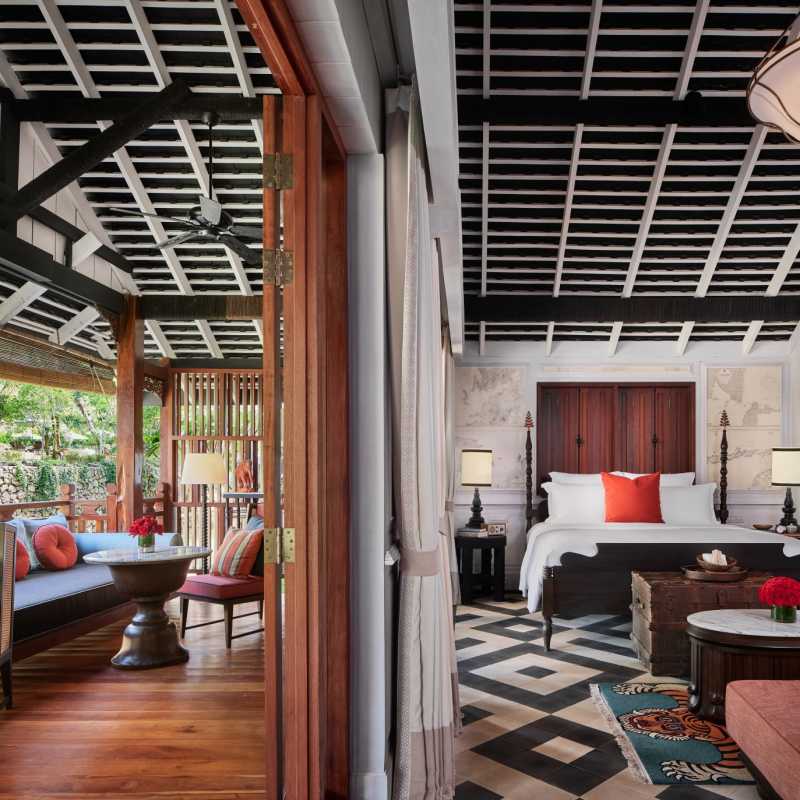 Riverside Villa 