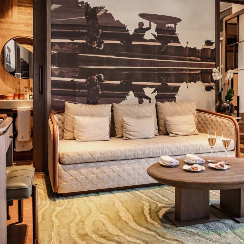 Deluxe Grand Harbour View Suite 