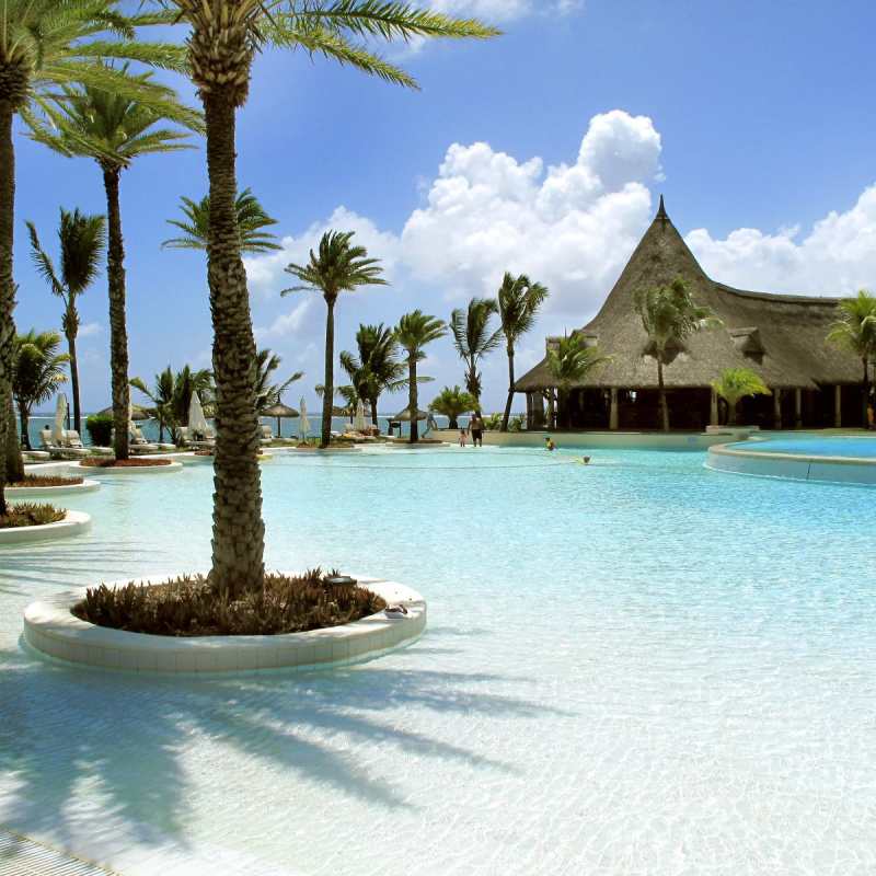 Constance Belle Mare Plage Pool - Golf in Mauritius