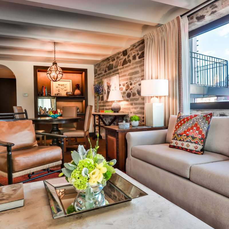Premier Suite with Balcony 