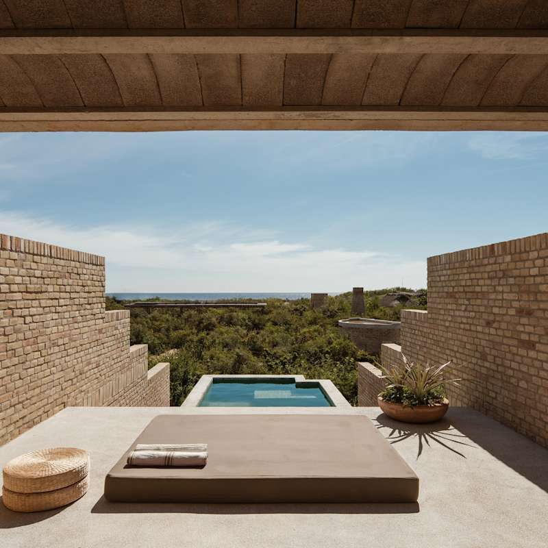 Private Pool 