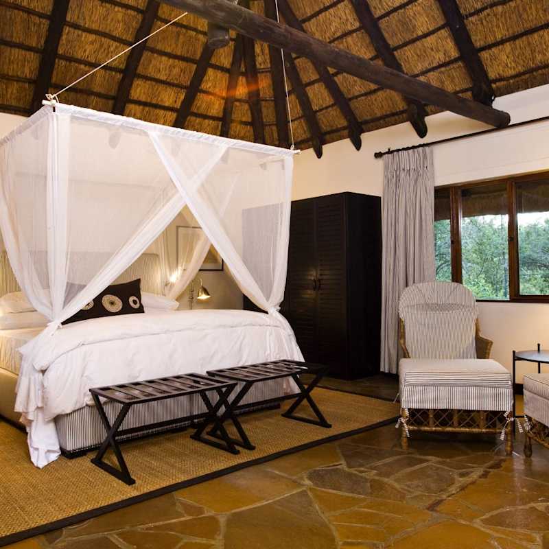 Inside a Cottage - Mushara Lodge