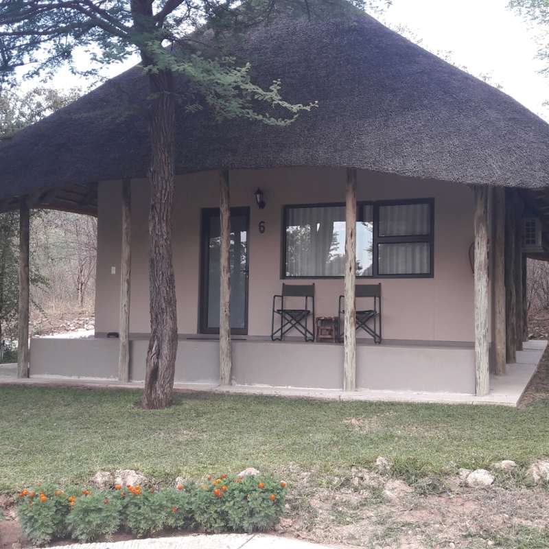 Chalet Exterior - Shametu River Lodge & Campsite