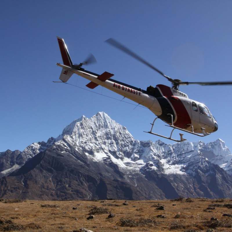 Helicopter in Everest - Ultimate Nepal by Helicopter