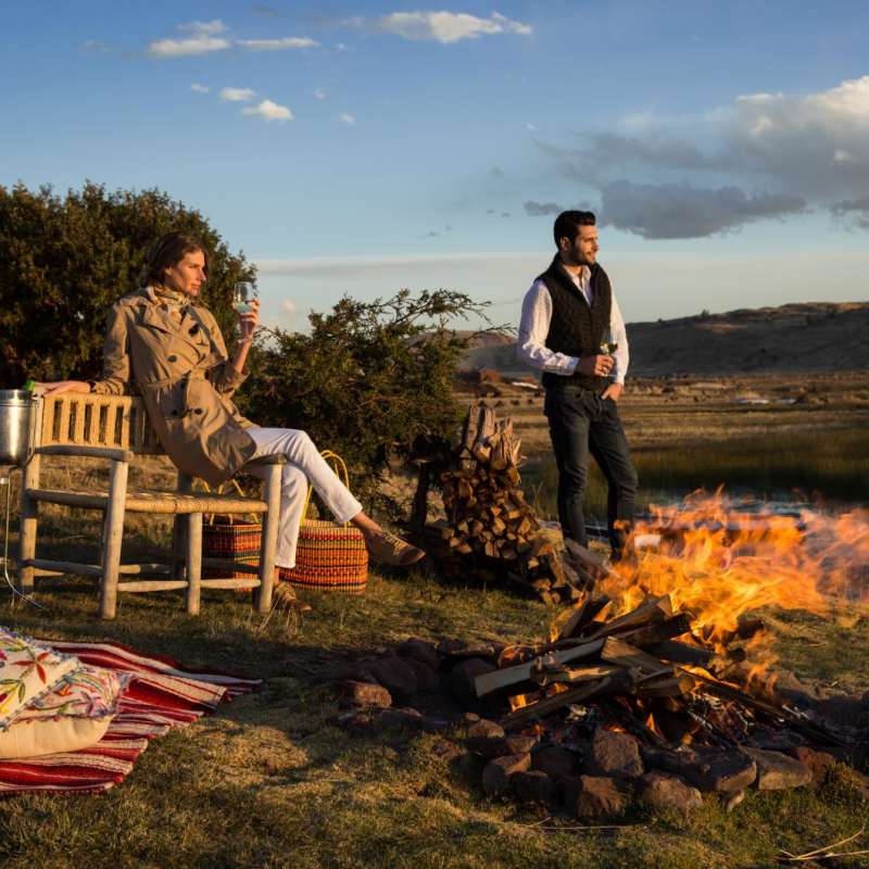 Drinks by the fire - Titilaka