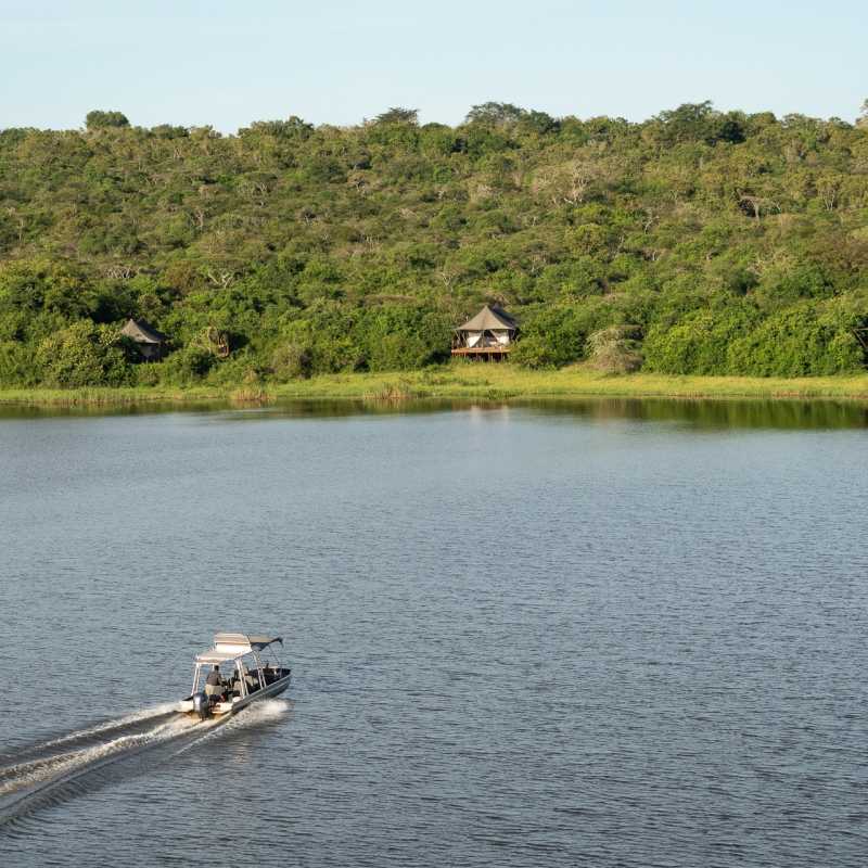 Water safari at Magashi Camp 
