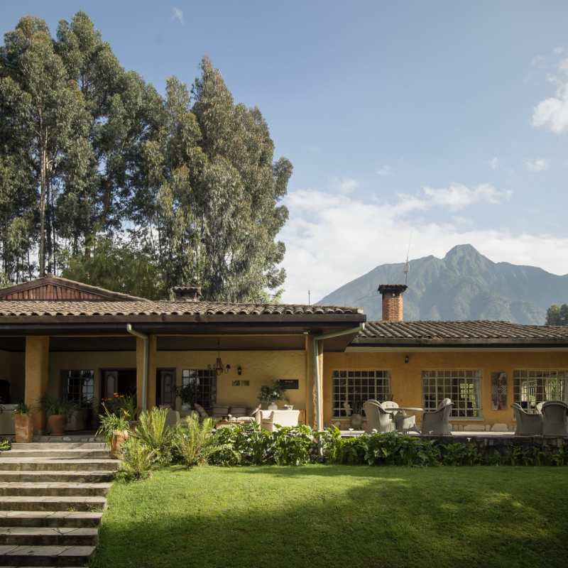 External view - Sabyinyo Silverback Lodge