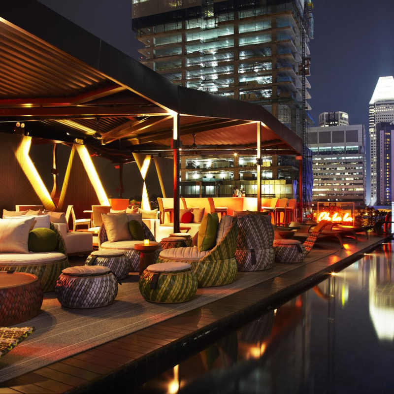 Cloud 9 Rooftop Bar - Naumi Hotel