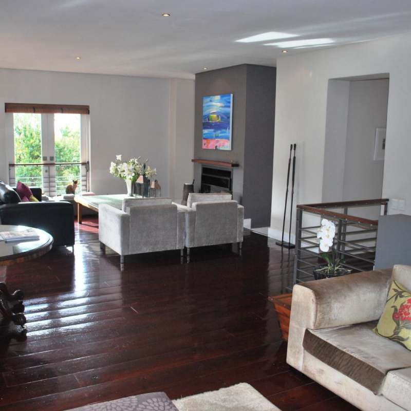 Lounge - Four Rosmead