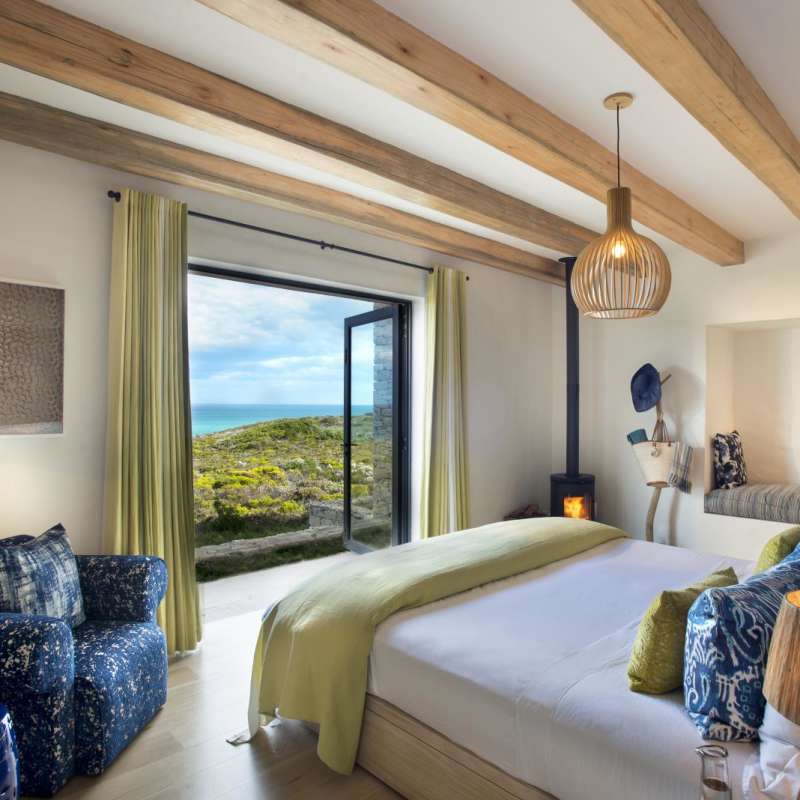 Bedroom with view - Morukuru Ocean House 