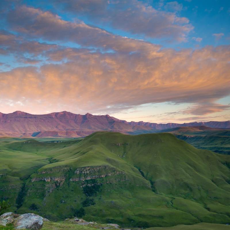 Drakensberg Mountain Range - South Africa Uncovere 