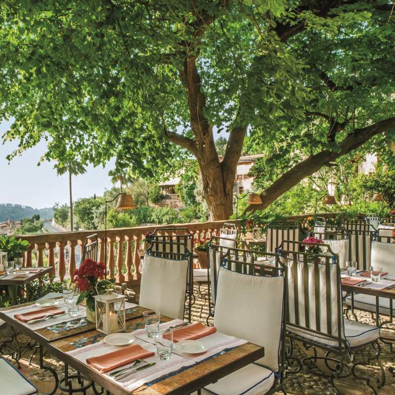 Restaurant terrace - Belmond La Residencia