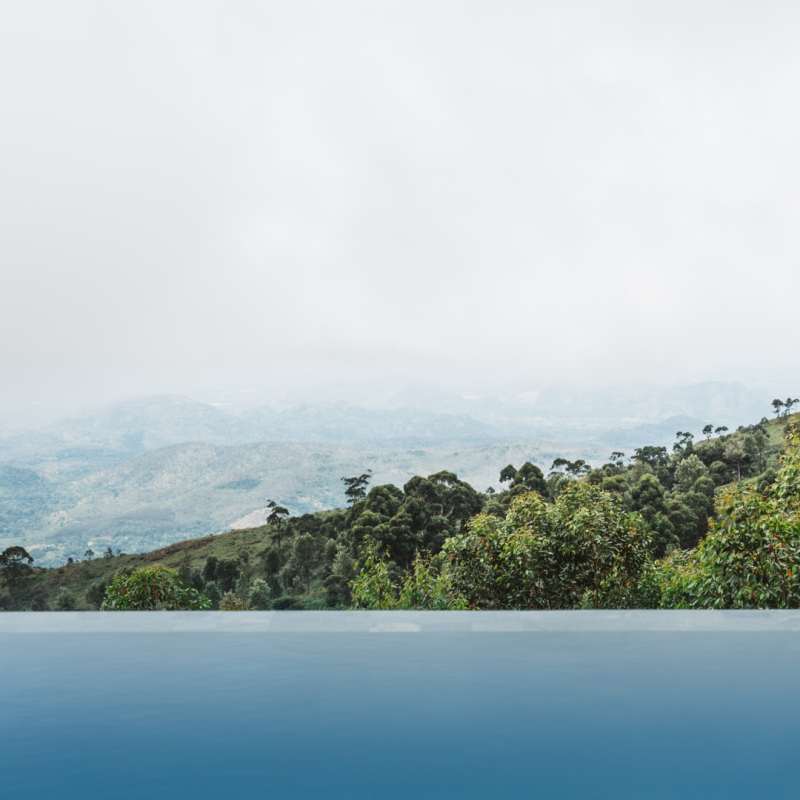 Infinity pool 
