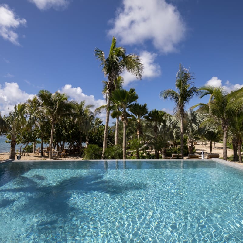 Beach club pool