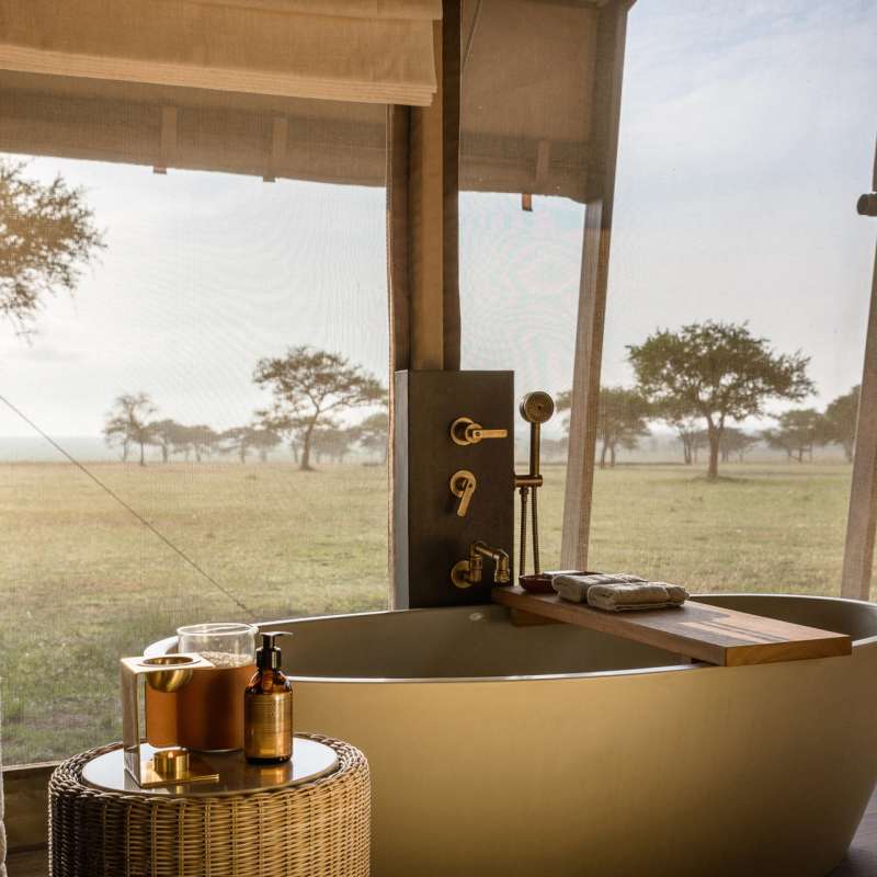 Singita Sabora bath view 