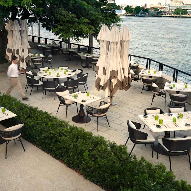 Capella Bangok - Outdoor Dining at Phra Nakhon 