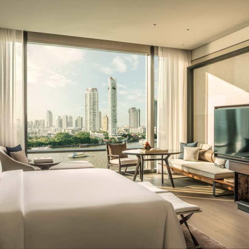 Double Bedroom - Four Seasons Hotel Bangkok 