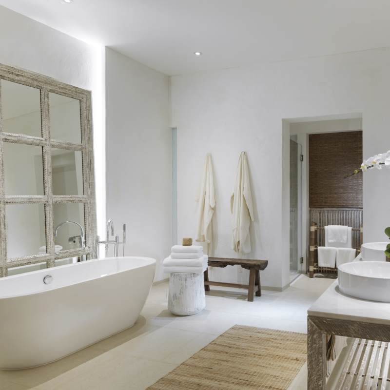 Rin Terrace Suite Bathroom 