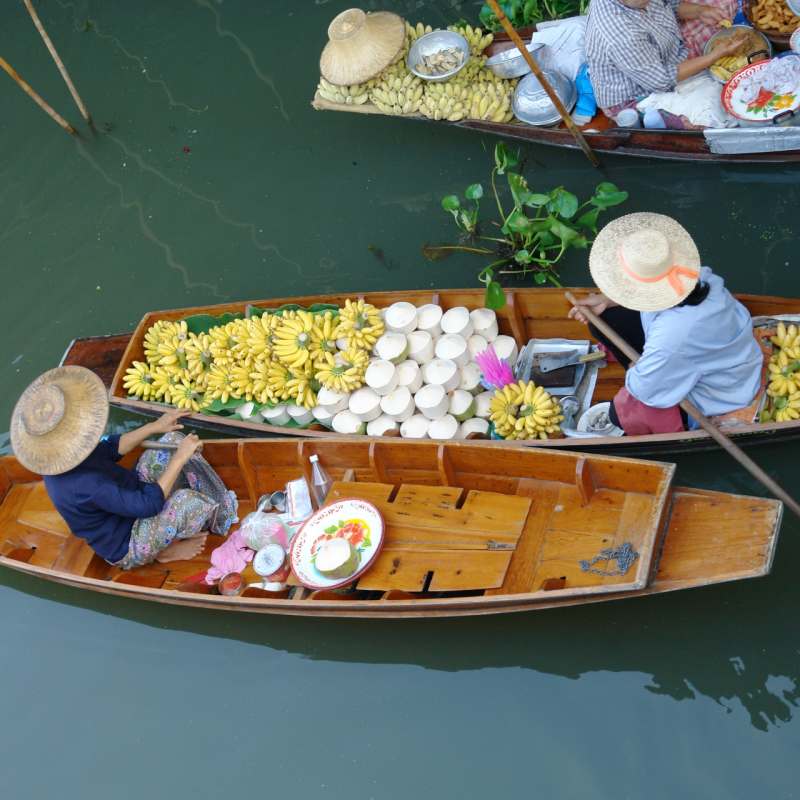Floating Markets 