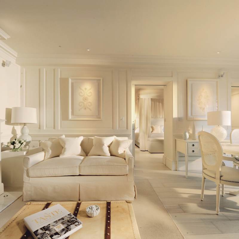 Blanc de Blanc Suite - Belmond Le Manoir aux Quat'Saisons