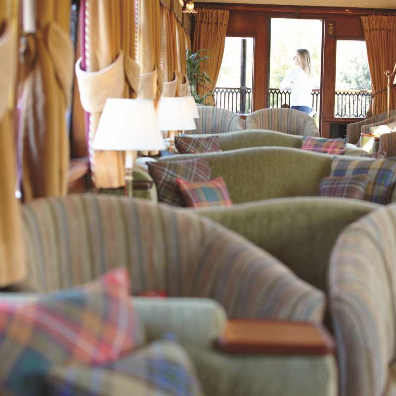 Bar car - Belmond Royal Scotsman