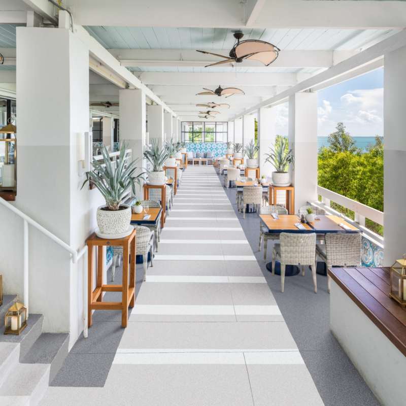 Calusa Restaurant Exterior - Bakers Cay 