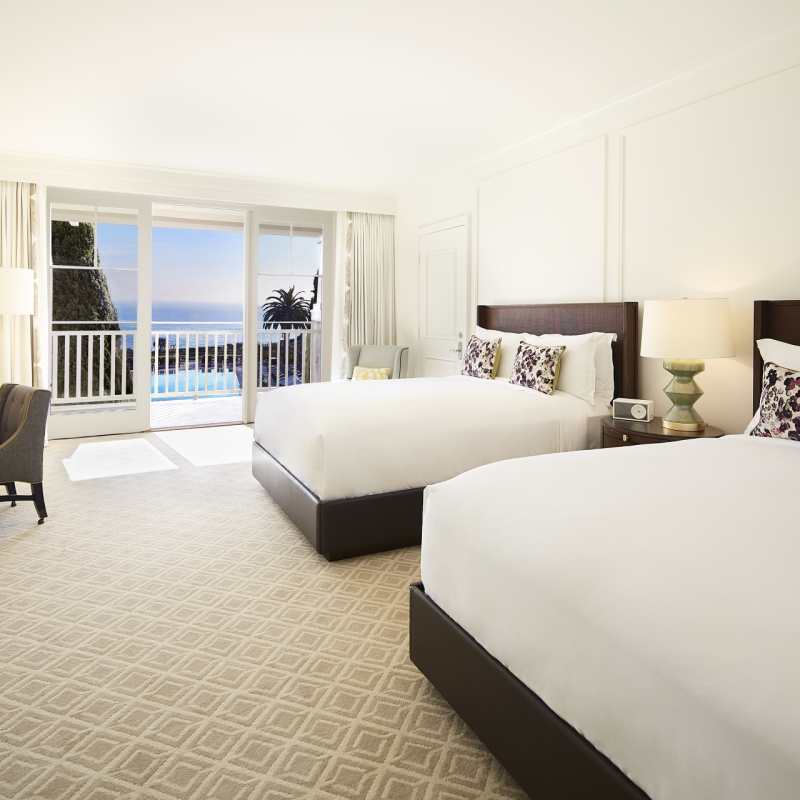 Double Queen Guestroom 
