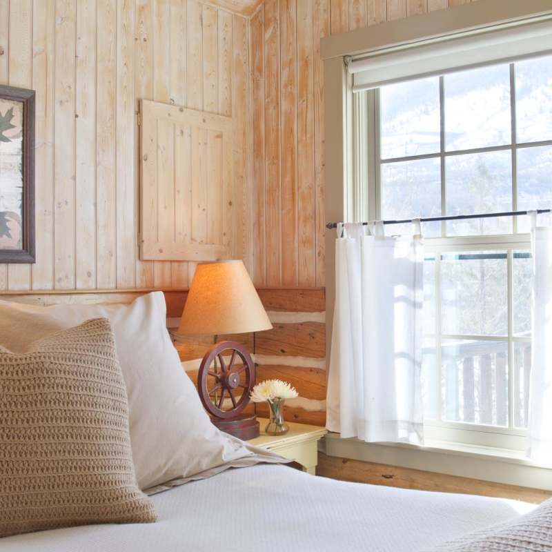 Spruce Cabin Bedroom - Smith Fork Ranch