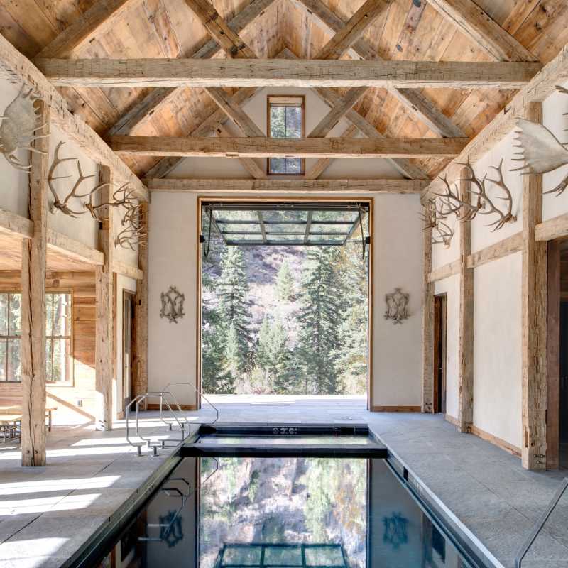 Poolhouse - Taylor River Lodge